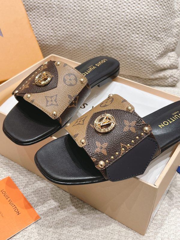 1ACXGE LV Frame Flat Mule Cacao 7 1ACXGE LV Frame Flat Mule Cacao