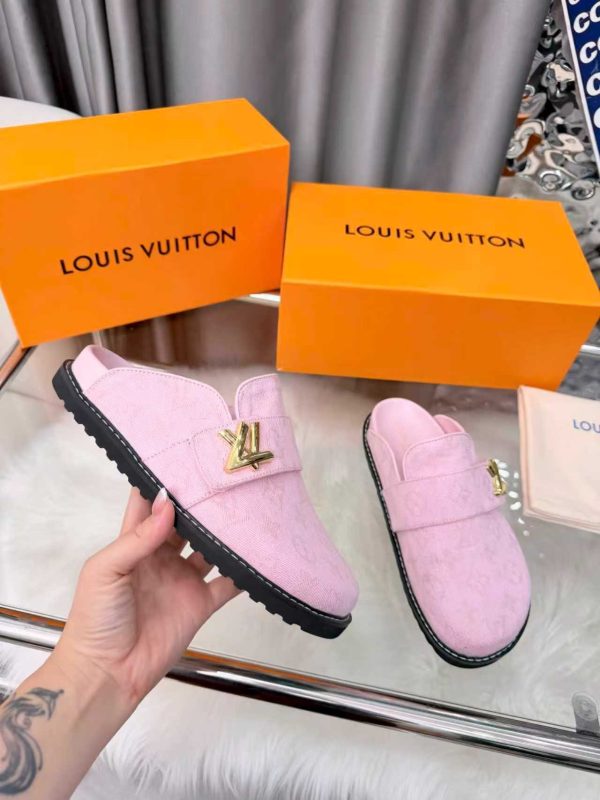 1AGVO9 LV Cosy Comfort Mule Pink