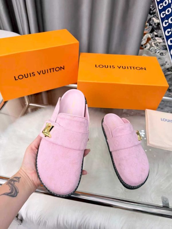 1AGVO9 LV Cosy Comfort Mule Pink
