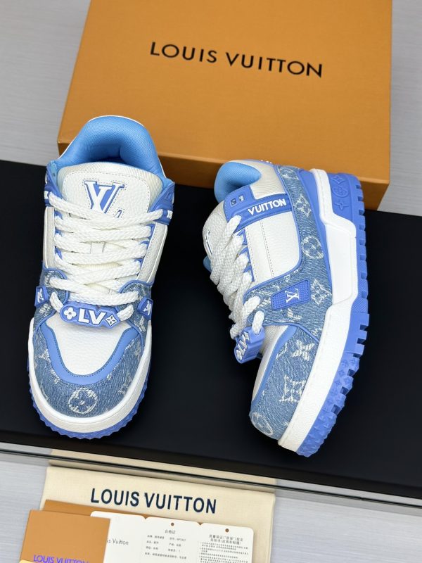 1AGZC4 LV Trainer Maxi Sneaker Blue