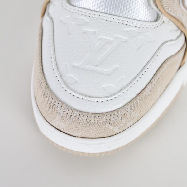1AIKMH LV Trainer Sneaker Beige 5 1AIKMH LV Trainer Sneaker Beige