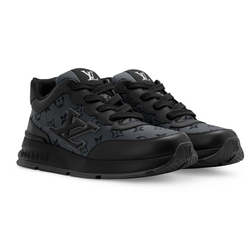 1AJ697 LV Classic Sneaker Black 1 1AJ697 LV Classic Sneaker Black