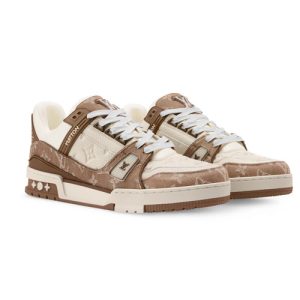 1AJAH0 LV Trainer Sneaker Brown