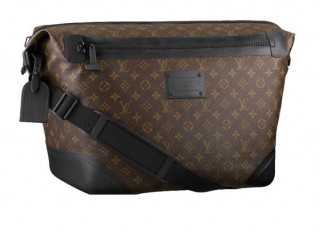 Messenger Voyage Waterproof M40400 1 Messenger Voyage Waterproof M40400