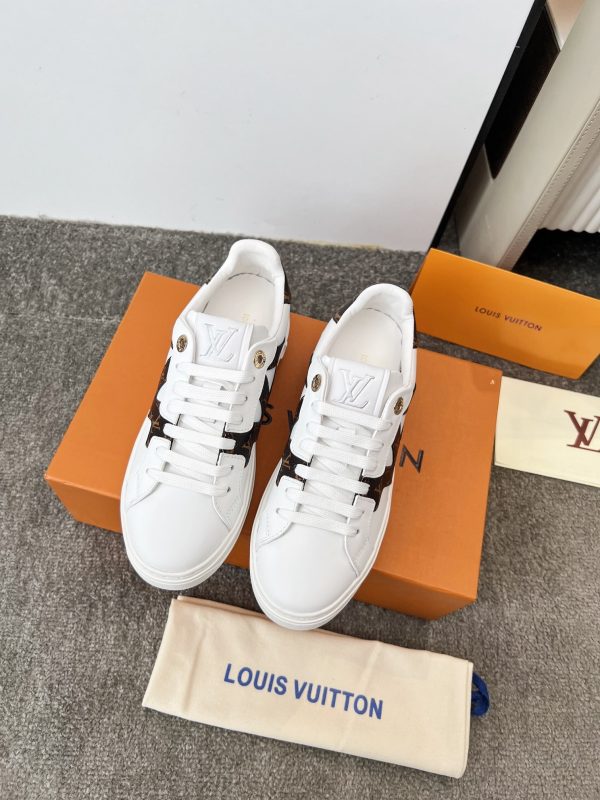 LV 1AIEFC Time Out Sneaker White 5 LV 1AIEFC Time Out Sneaker White