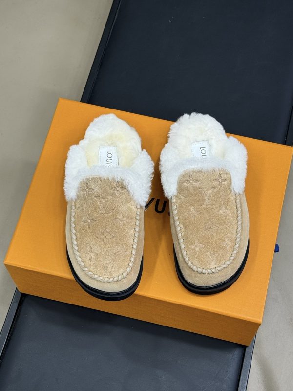 LV 1AITHH Colorado Closed Mule Beige 5 LV 1AITHH Colorado Closed Mule Beige