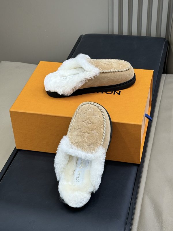 LV 1AITHH Colorado Closed Mule Beige 7 LV 1AITHH Colorado Closed Mule Beige