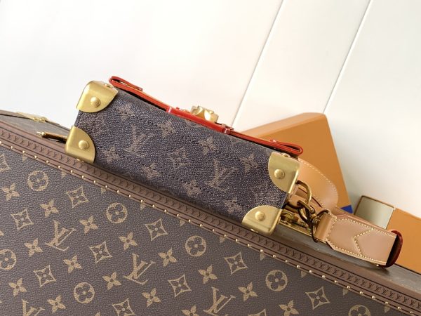 LV M11535 Soul Trunk Crossbody Bag