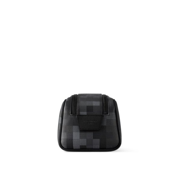 LV M15109 Dopp Kit Black 5 LV M15109 Dopp Kit Black