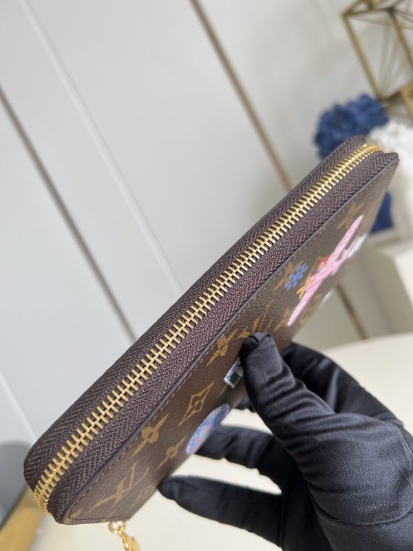 LV M26256 Zippy Wallet Monogram Snowy Pearl