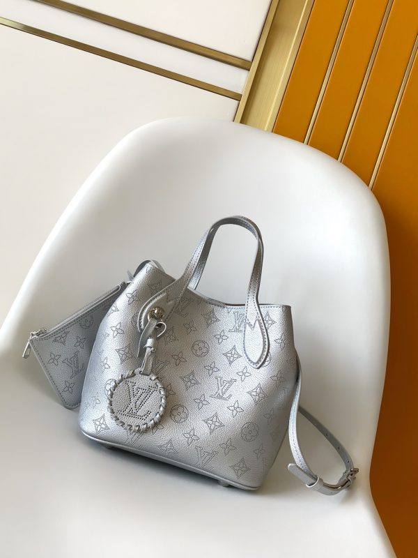 LV M26420 Blossom PM Silver 3 LV M26420 Blossom PM Silver