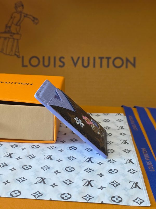 LV M26475 Porte-Cartes Magnet Monogram Blue Frost