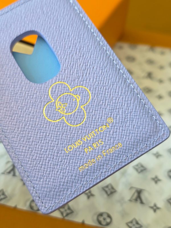 LV M26475 Porte-Cartes Magnet Monogram Blue Frost