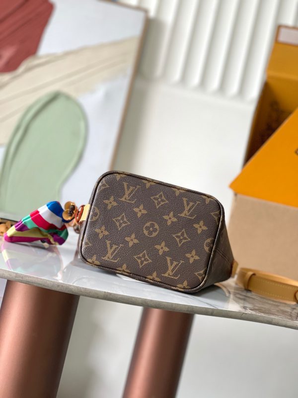 LV M26625 Visionary Journeys All In BB