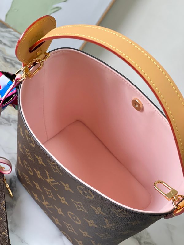 LV M26625 Visionary Journeys All In BB