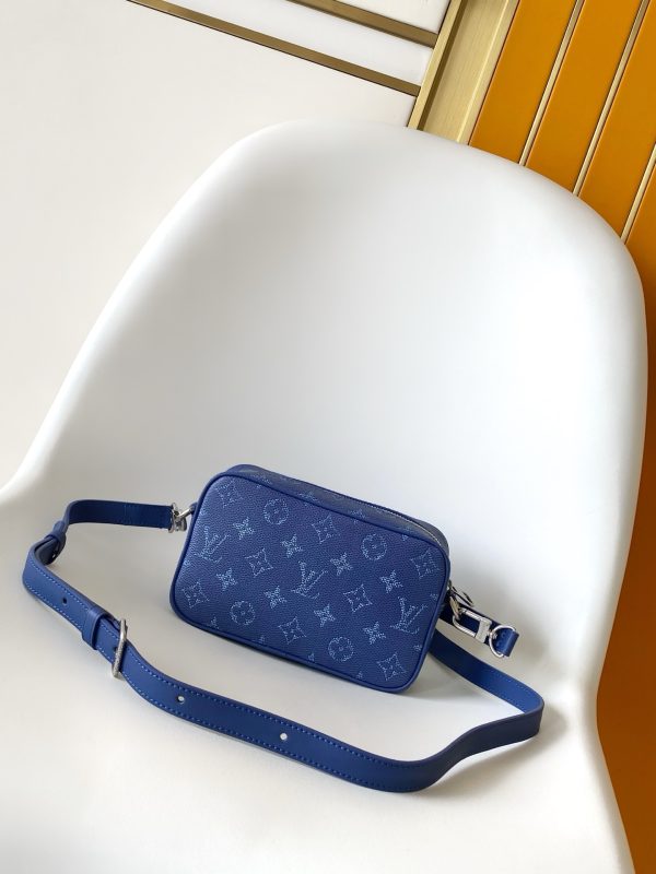 LV M26826 Trocadéro Wearable Wallet Ocean