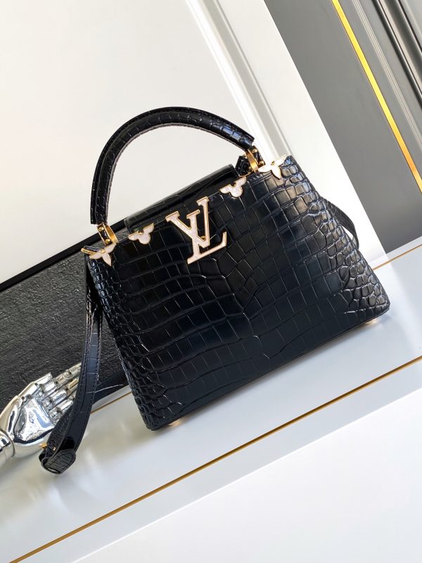 LV Capucines Blcak