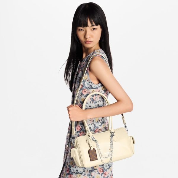 LV M12965 Speedy Cargo Vibe Vanilla 11 LV M12965 Speedy Cargo Vibe Vanilla