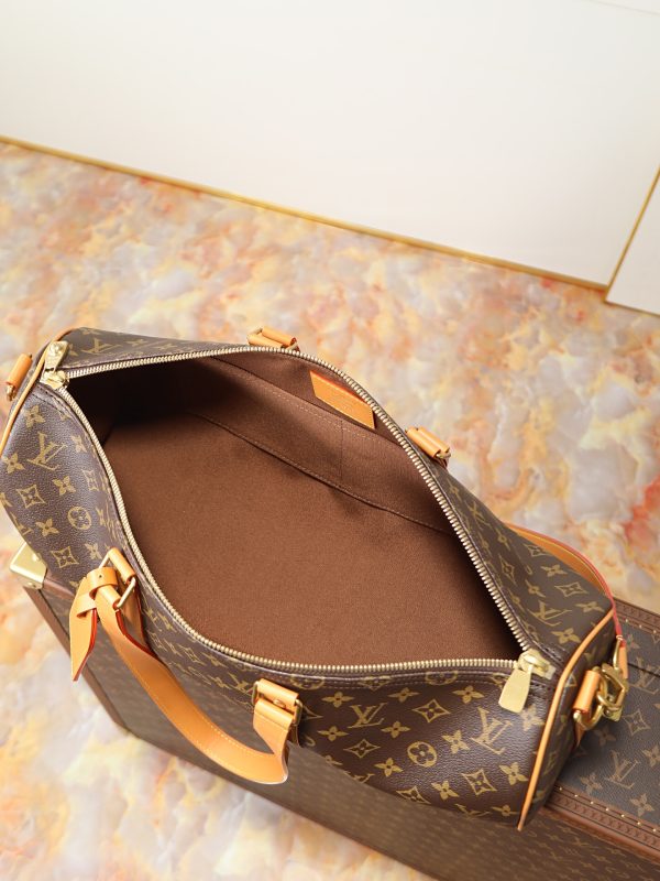 LV M28116 Needle Bag