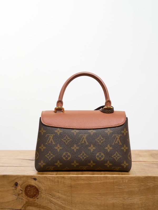 LV M28288 Madeleine BB Cognac Brown 7 LV M28288 Madeleine BB Cognac Brown