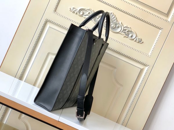 LV M46452 Sac Plat 9 LV M46452 Sac Plat