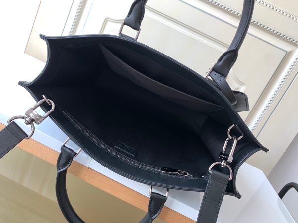 LV M46452 Sac Plat 11 LV M46452 Sac Plat
