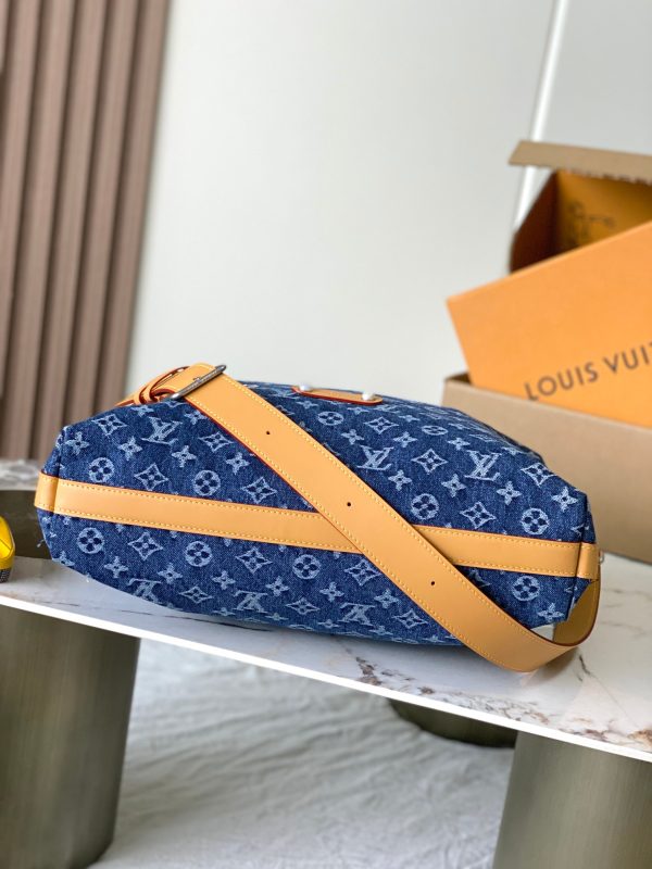 LV M27555 Vagabond Hobo Bag Blue