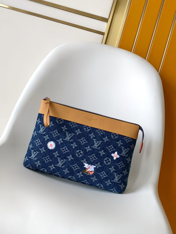 LV M27559 Pochette Voyage Souple Blue