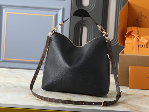 LV M29195 Multipass Handbag Black