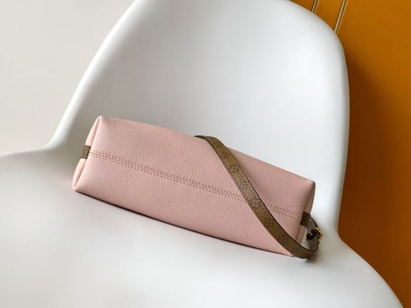 LV M2A063 Multipass Handbag Petal Pink